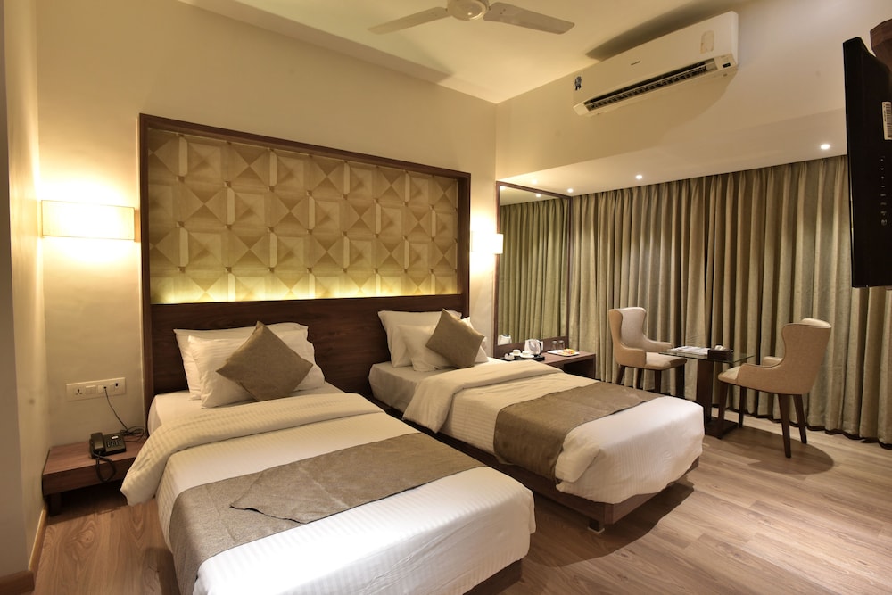 HOTEL AARYA INTERNATIONAL 5/15