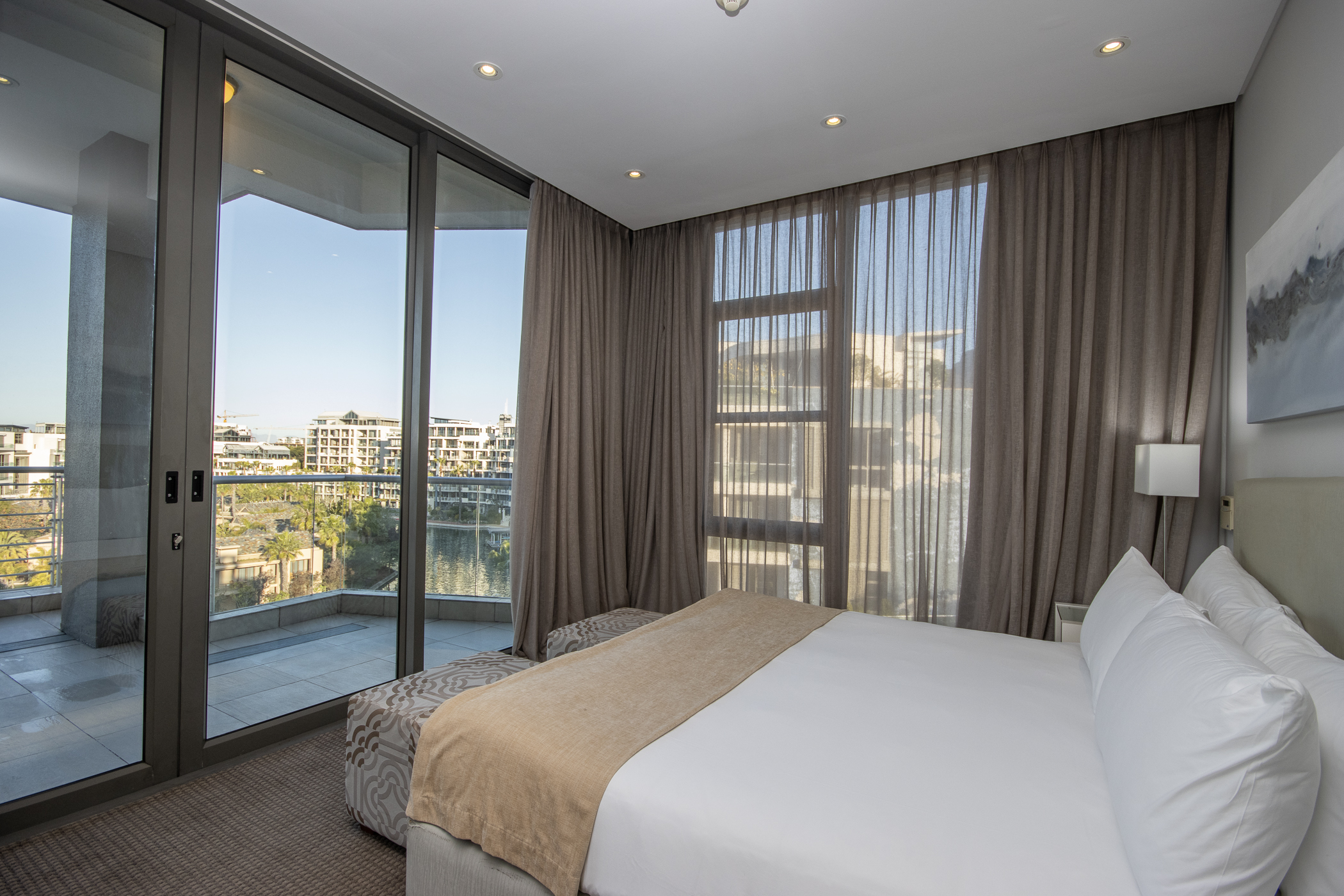 3 Bedrooms, Penthouse