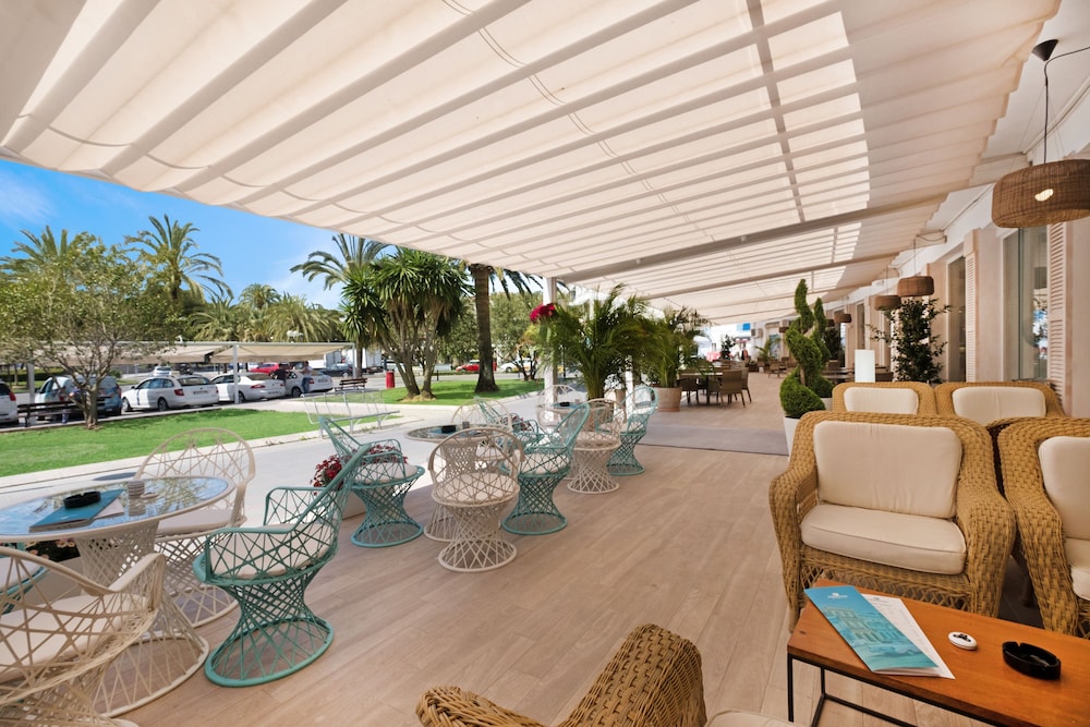 Plaza Santa Ponsa Boutique - Adults Only 40/73