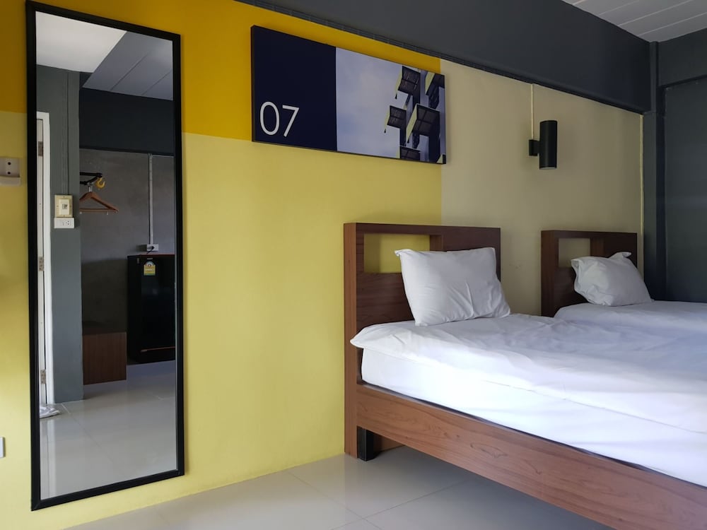 STANDARD, TWIN BEDS