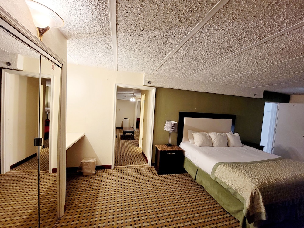 Town Inn 7/40