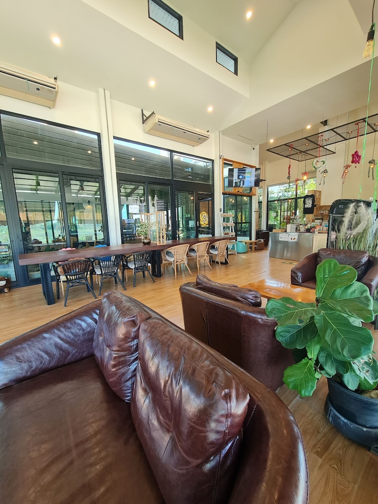 Bualinn Resort Nongkhai 28/50