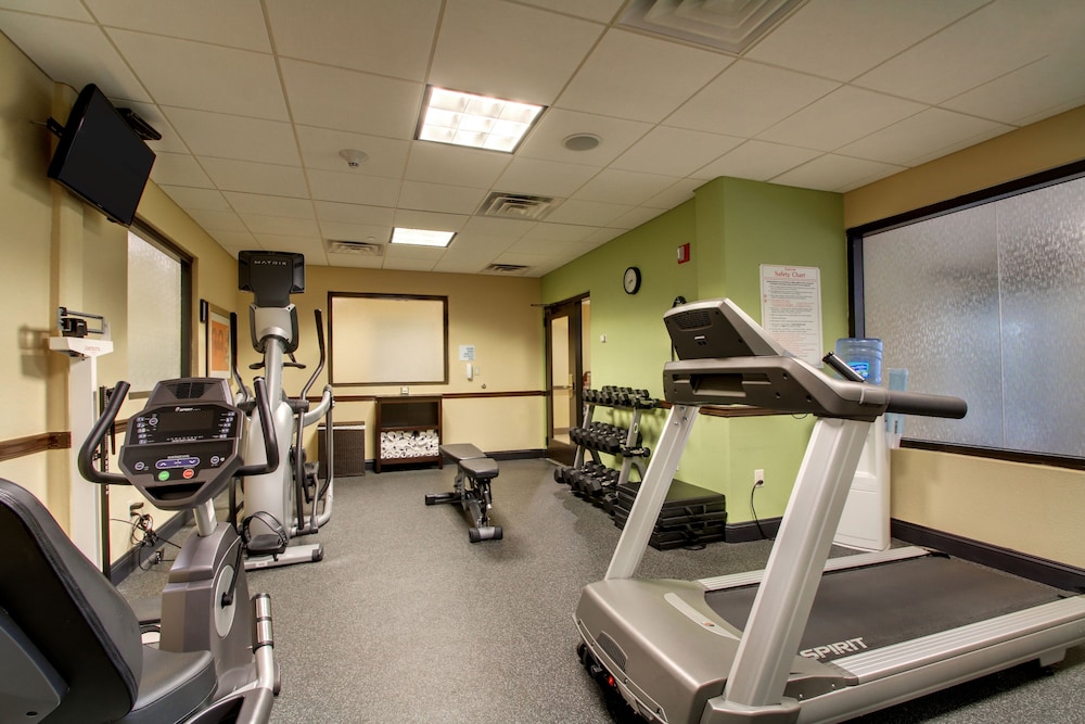 Holiday Inn Express & Suites Jacksonville SE- Med Ctr Area 31/55