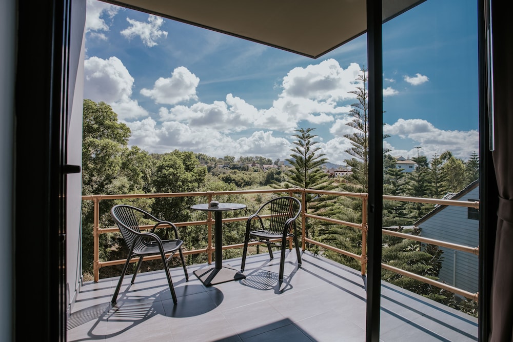 Mossview Resort 14/72