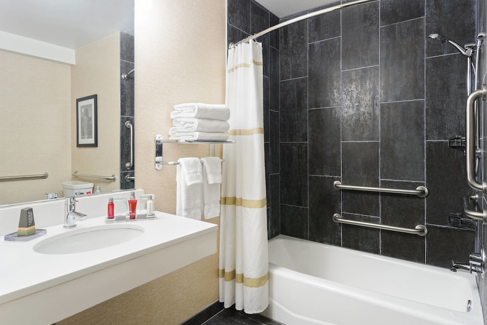 Marriott Pittsburgh City Center Hotel 9/53
