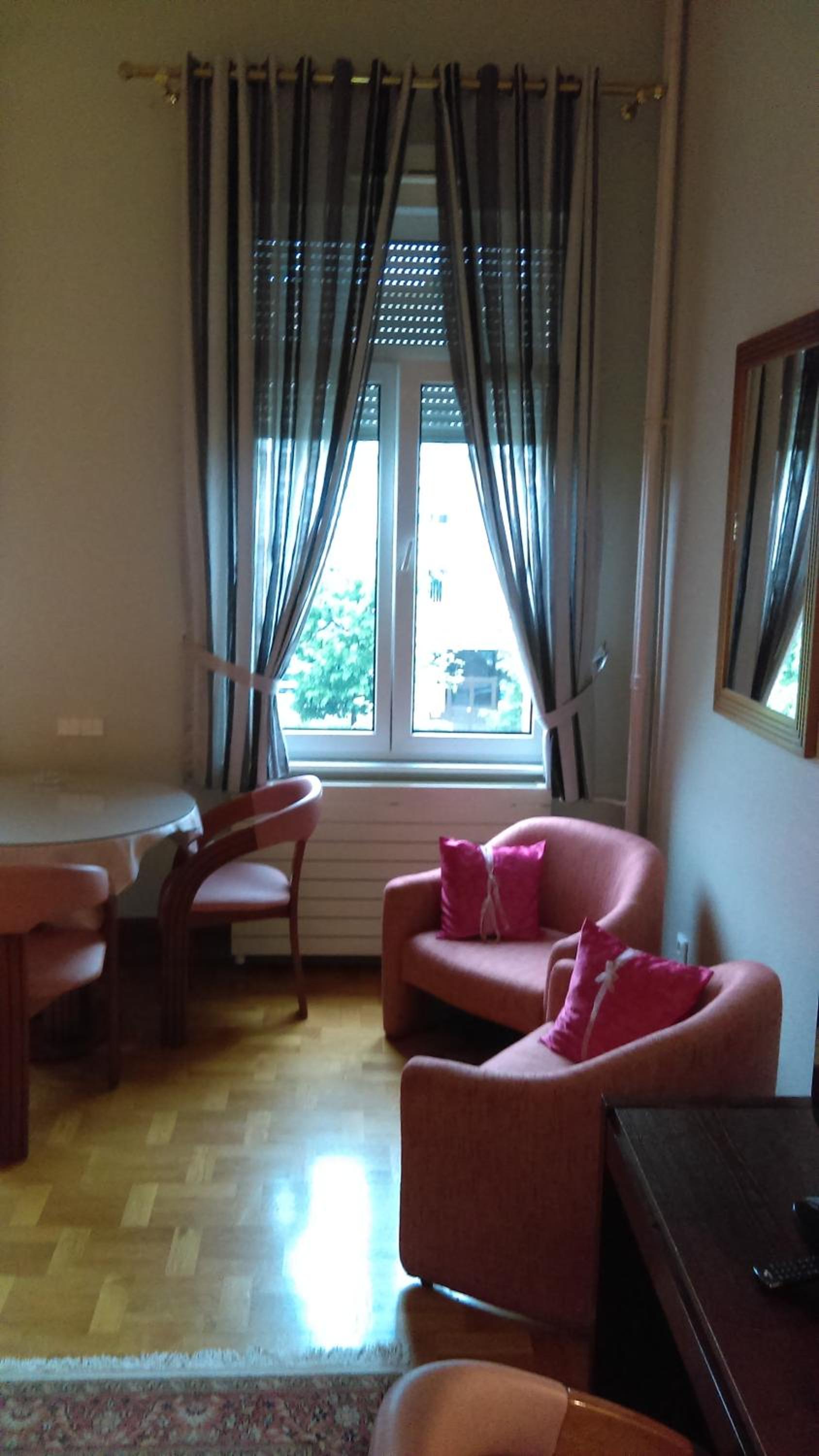 Hotel De L Orangerie 35/54