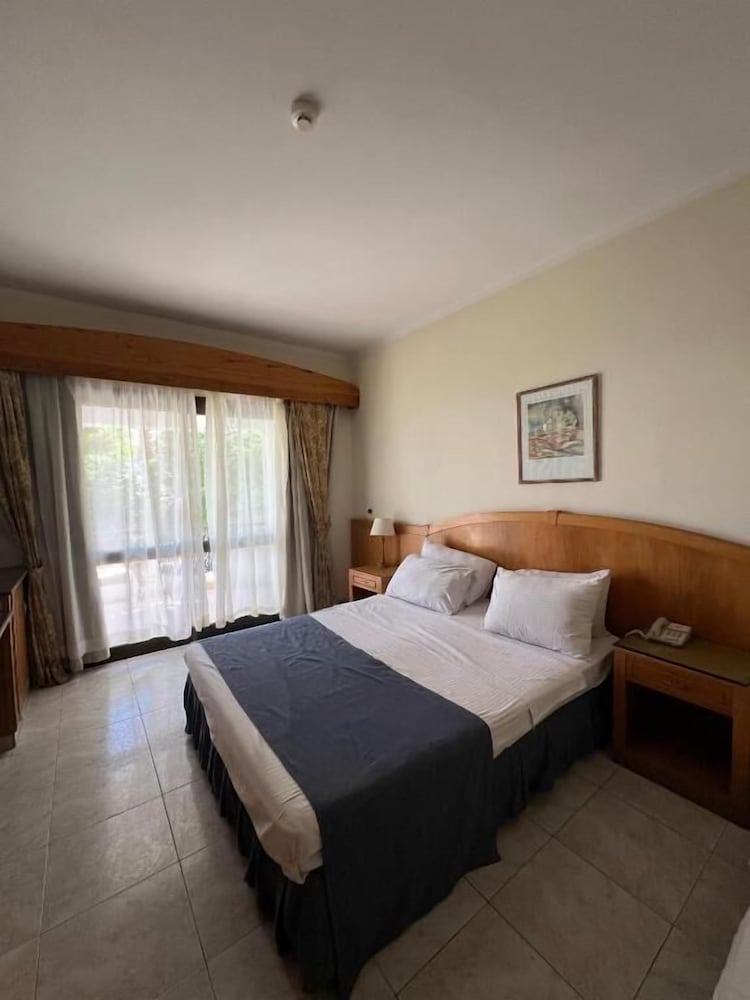 Ghazala Beach Hotel 15/50