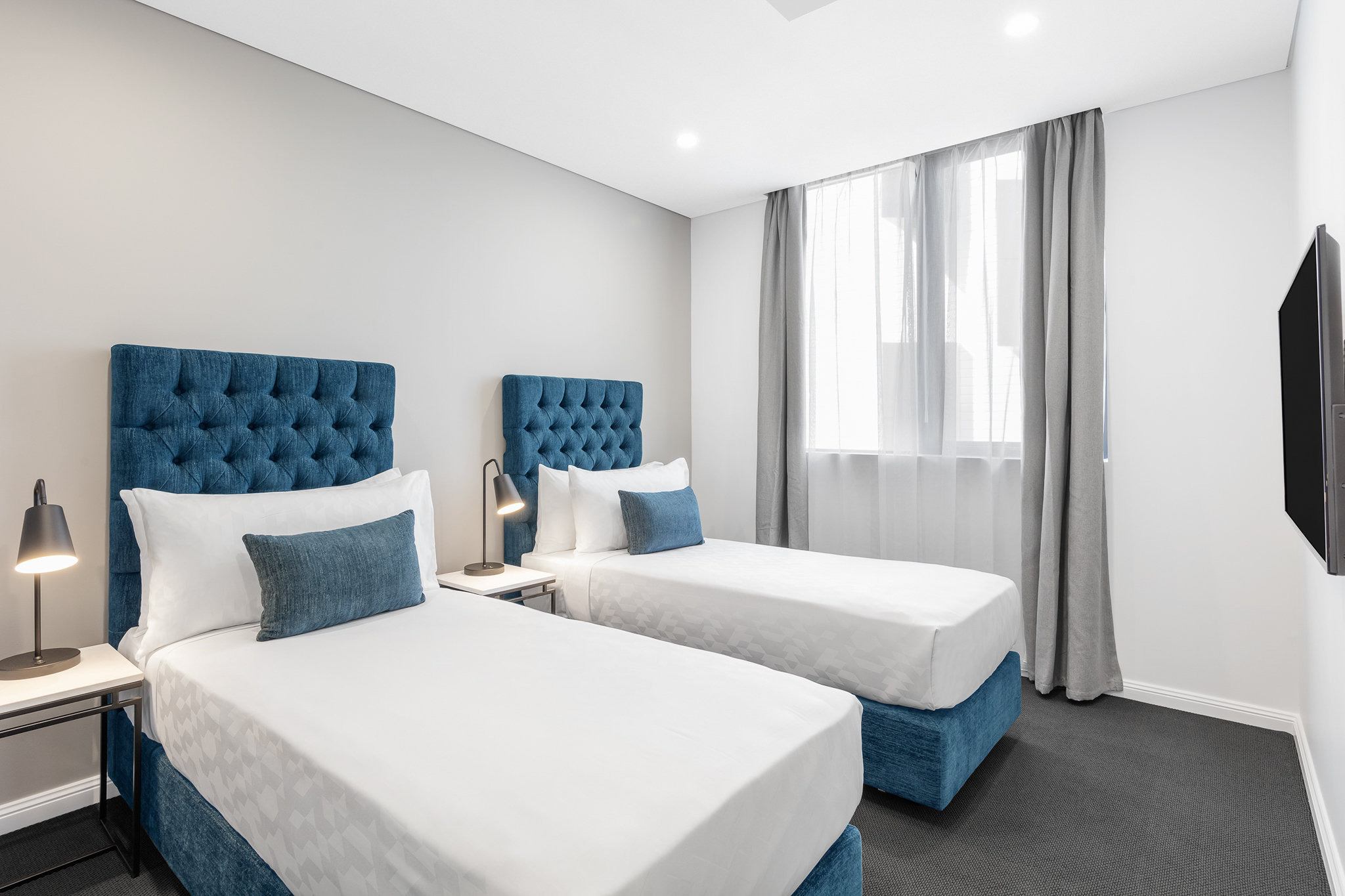 Meriton Suites Coward Street 15/50