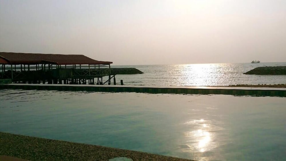Nantra Pattaya Baan Ampoe Beach 29/40