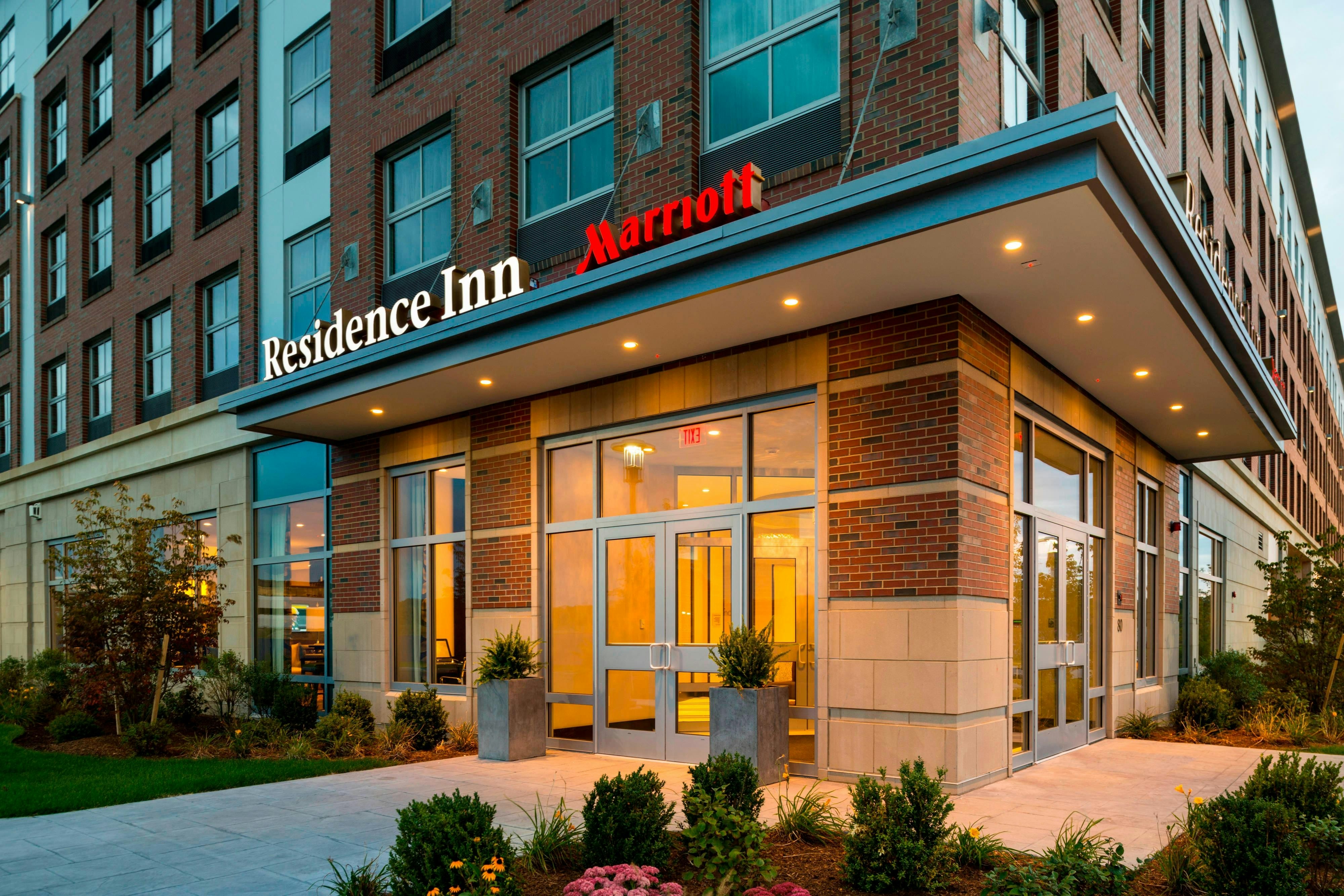 RESIDENCE INN BOSTON NEEDHAM 1/16