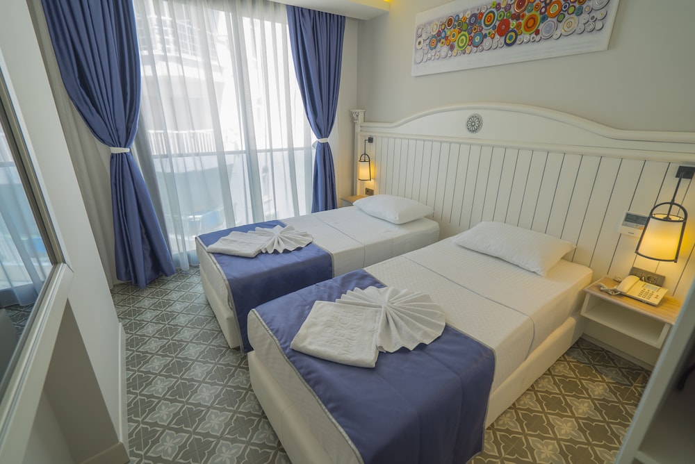 SUPERIOR, DOUBLE OR TWIN BED