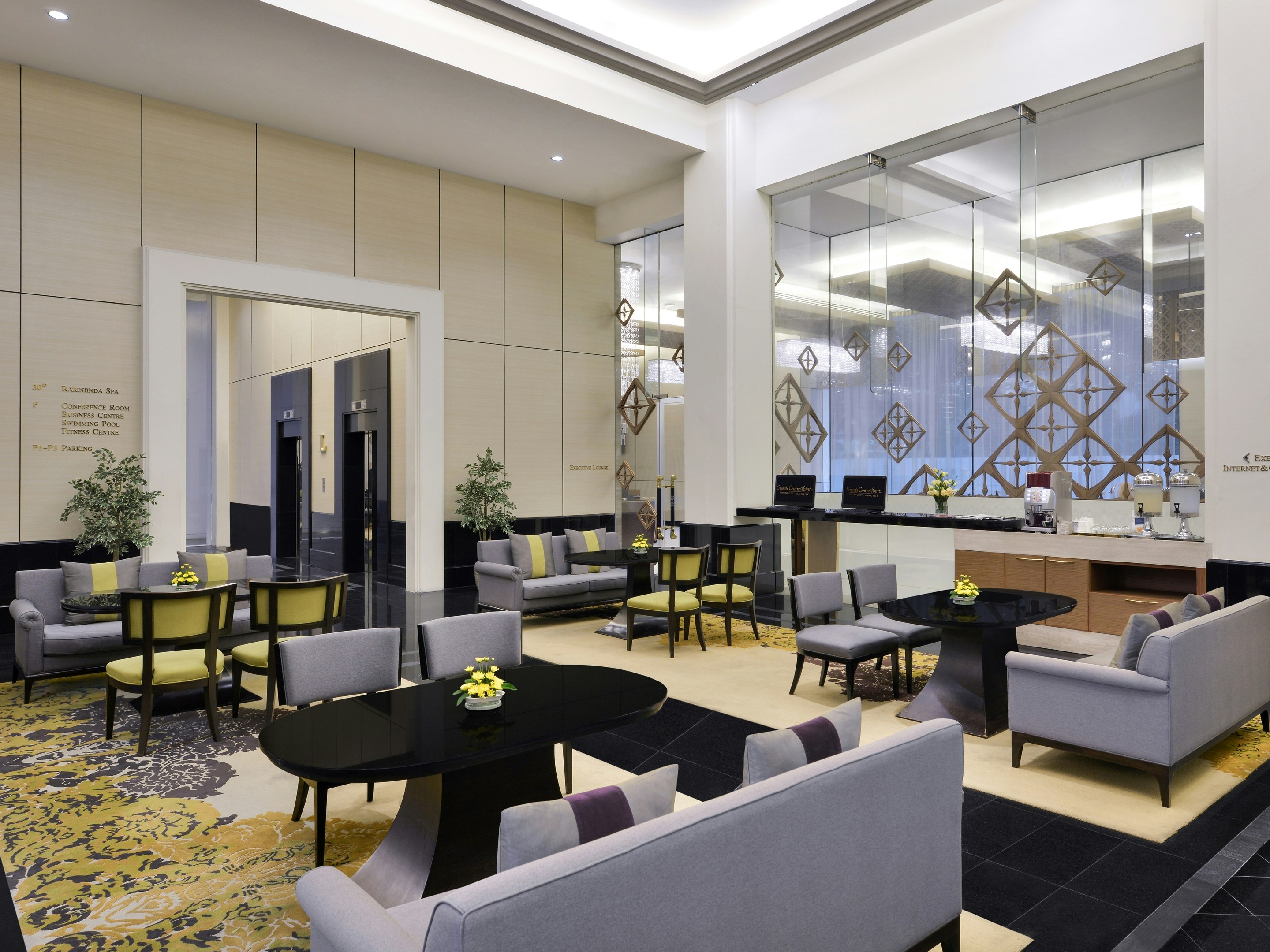 Grande Centre Point Ploenchit Bangkok 43/74