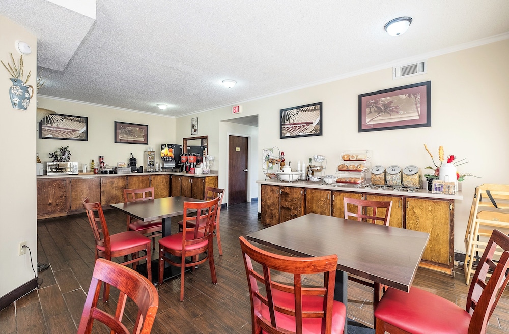 restaurant-cafeteria