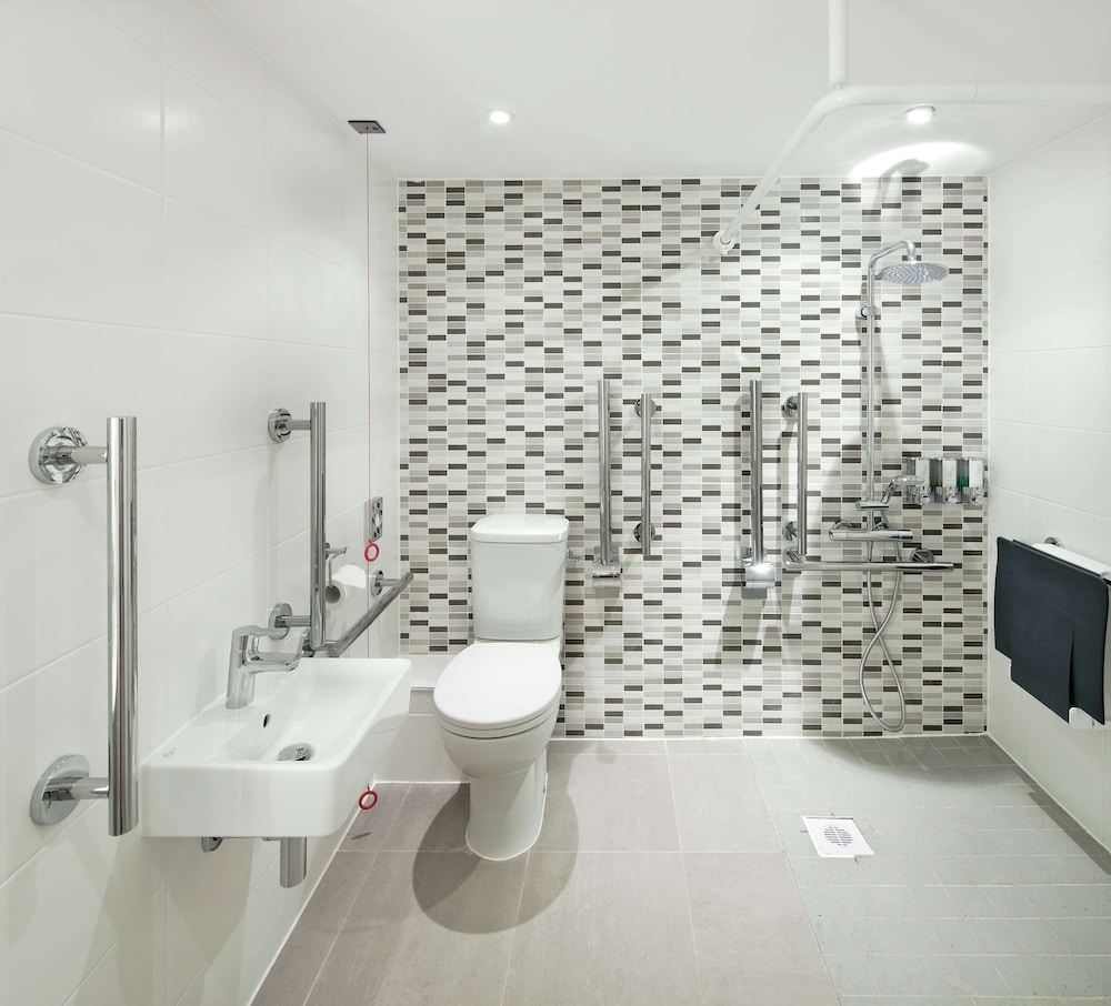 Hampton by Hilton Leeds City Centre 7/37