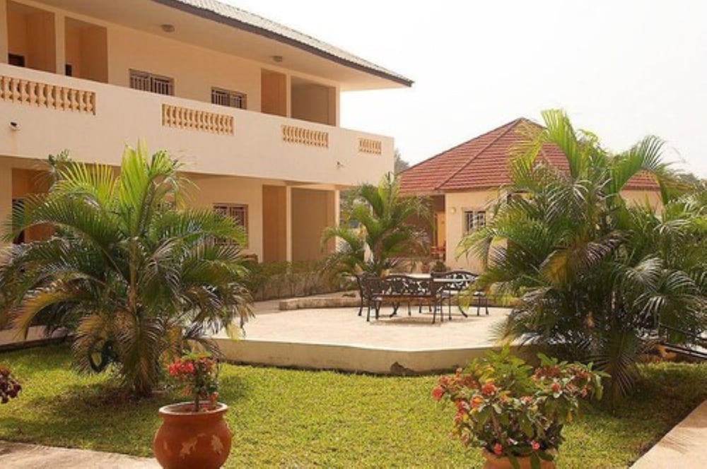 Bamboo Garden Hotel 37/43
