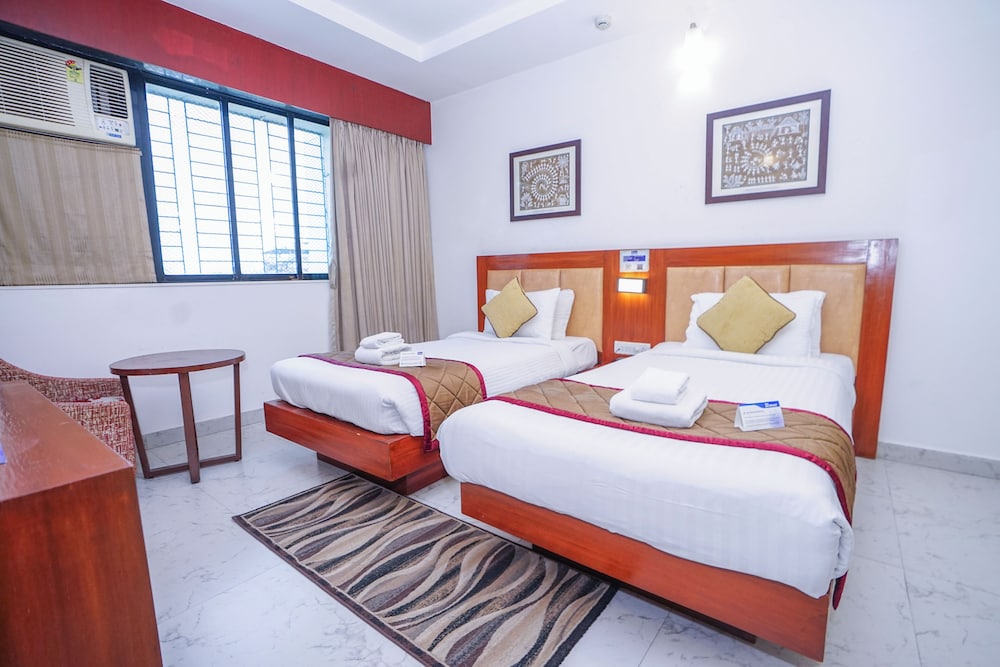 Siesta Navi Mumbai 13/41