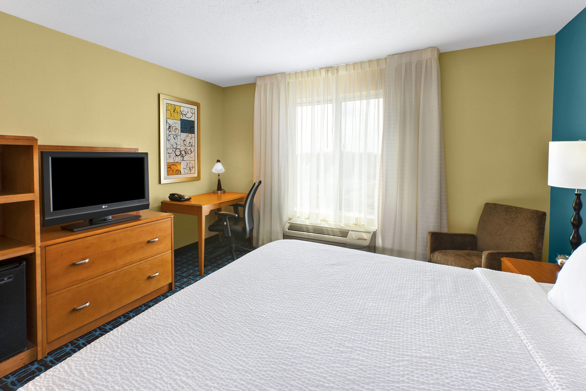 Room at Fairfield Inn Suites By Marriott Lexington North, LEXINGTON - KY