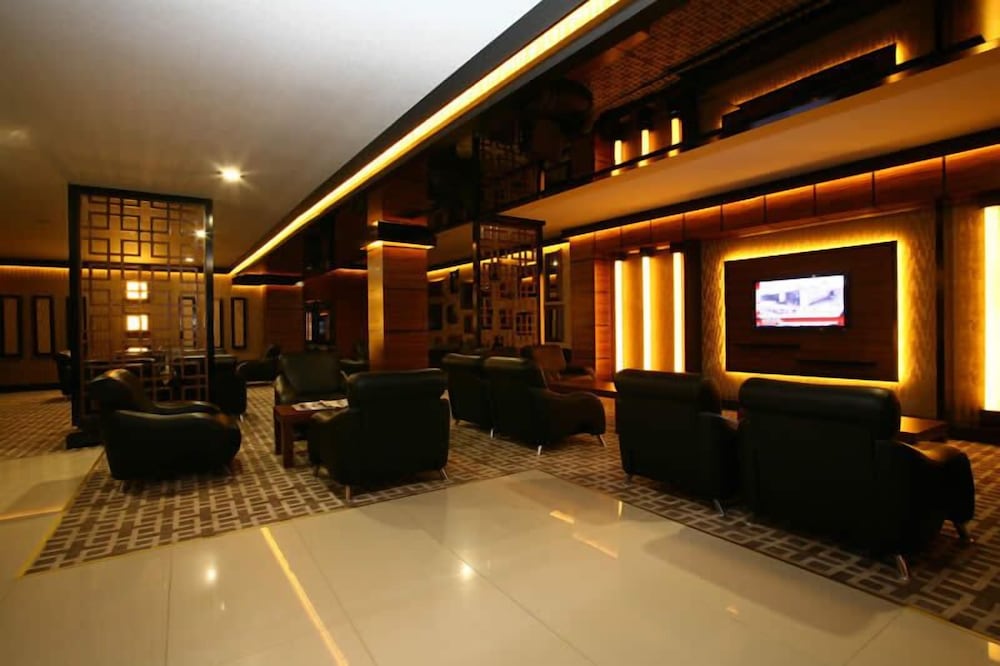Grand Cali Hotel 27/50