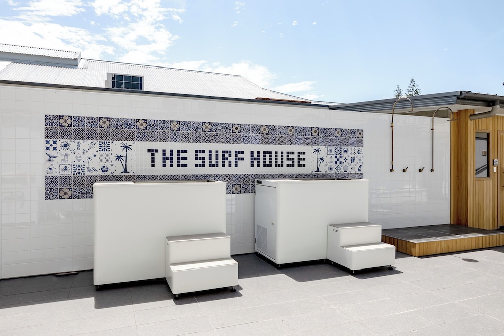 The Surf House 3/50
