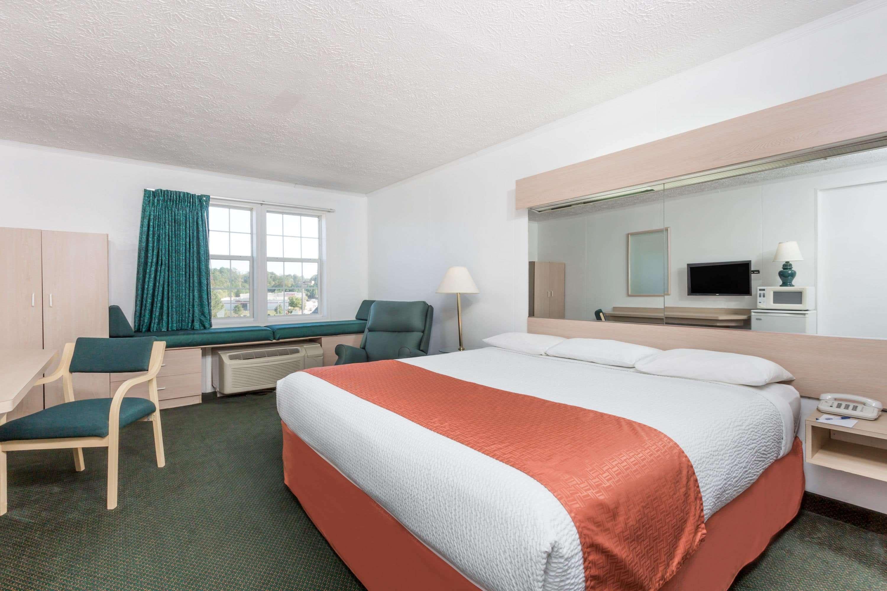 Room, King Bed