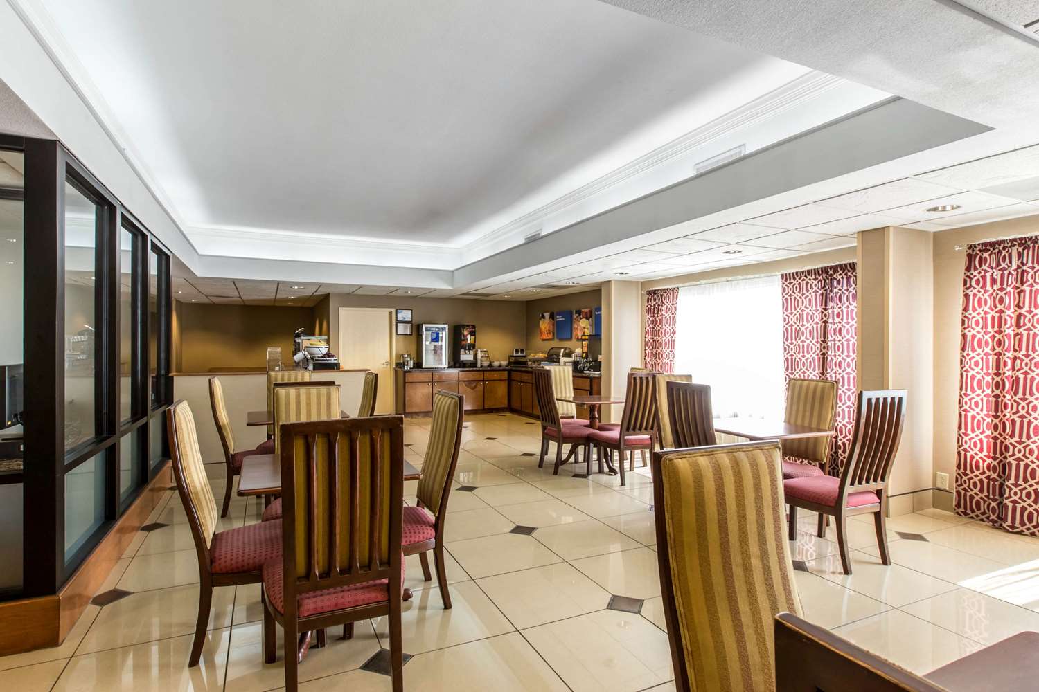 Comfort Inn and Suites Thomson 26/36