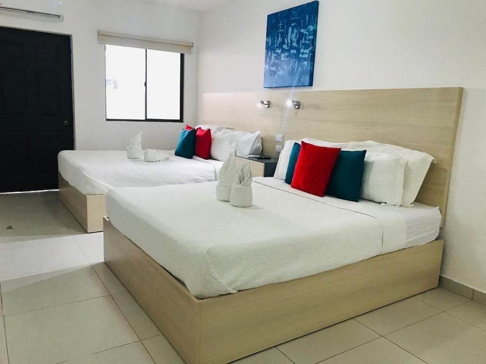 Hotel Los Farallones 26/70