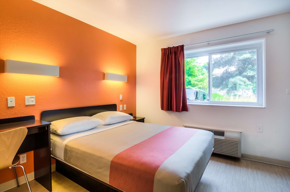 Motel6 Arlington Heights, IL - Chicago North Central 18/42