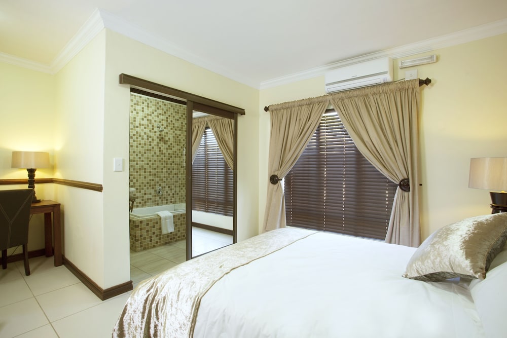 Eco Park Lodge 16/45