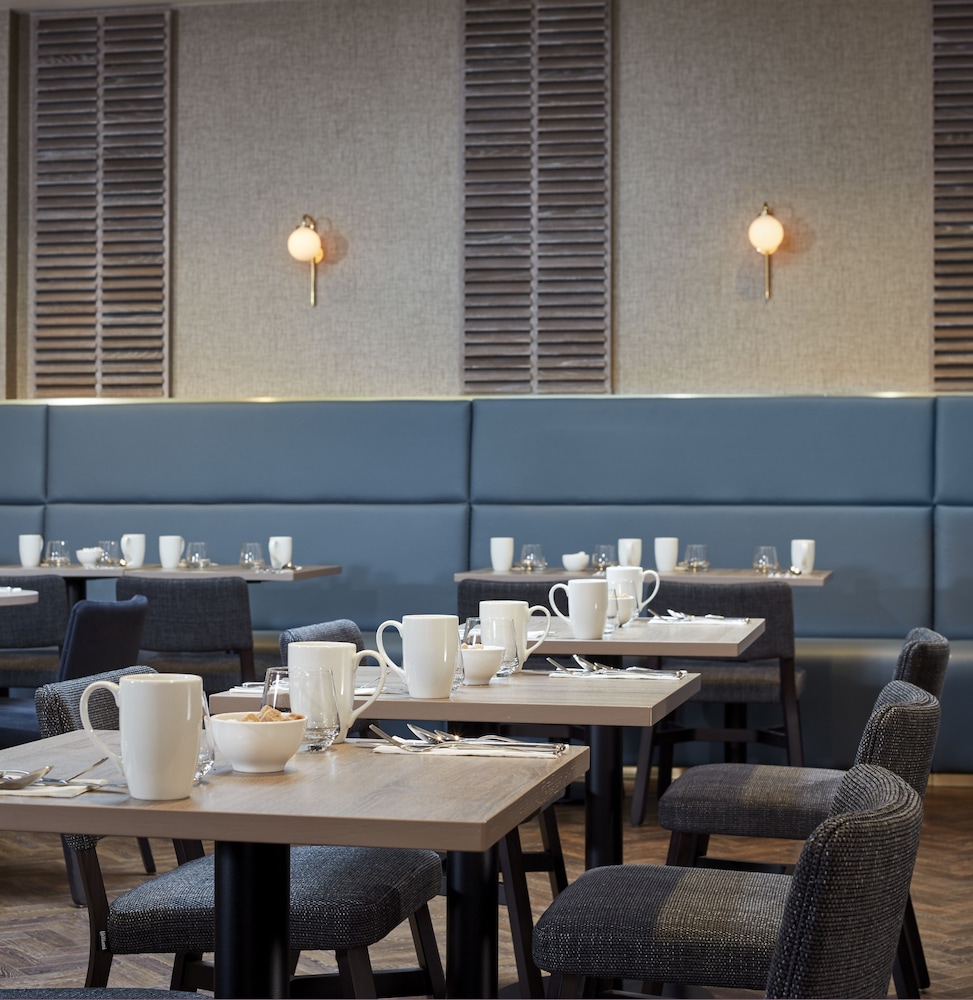 Doubletree By Hilton Hull 42/68