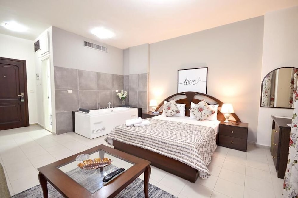 Nine Seven Hotel Jounieh 12/20
