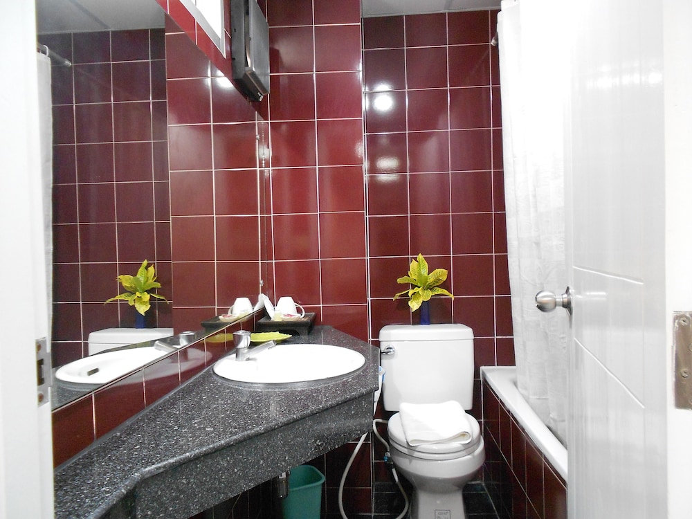 B S Court Boutique Residence 54/59