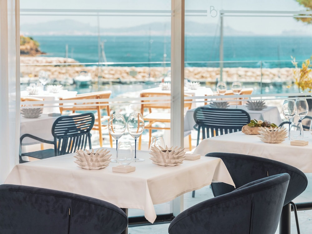 Bleu Hotel & Spa by Germain Collection 55/70