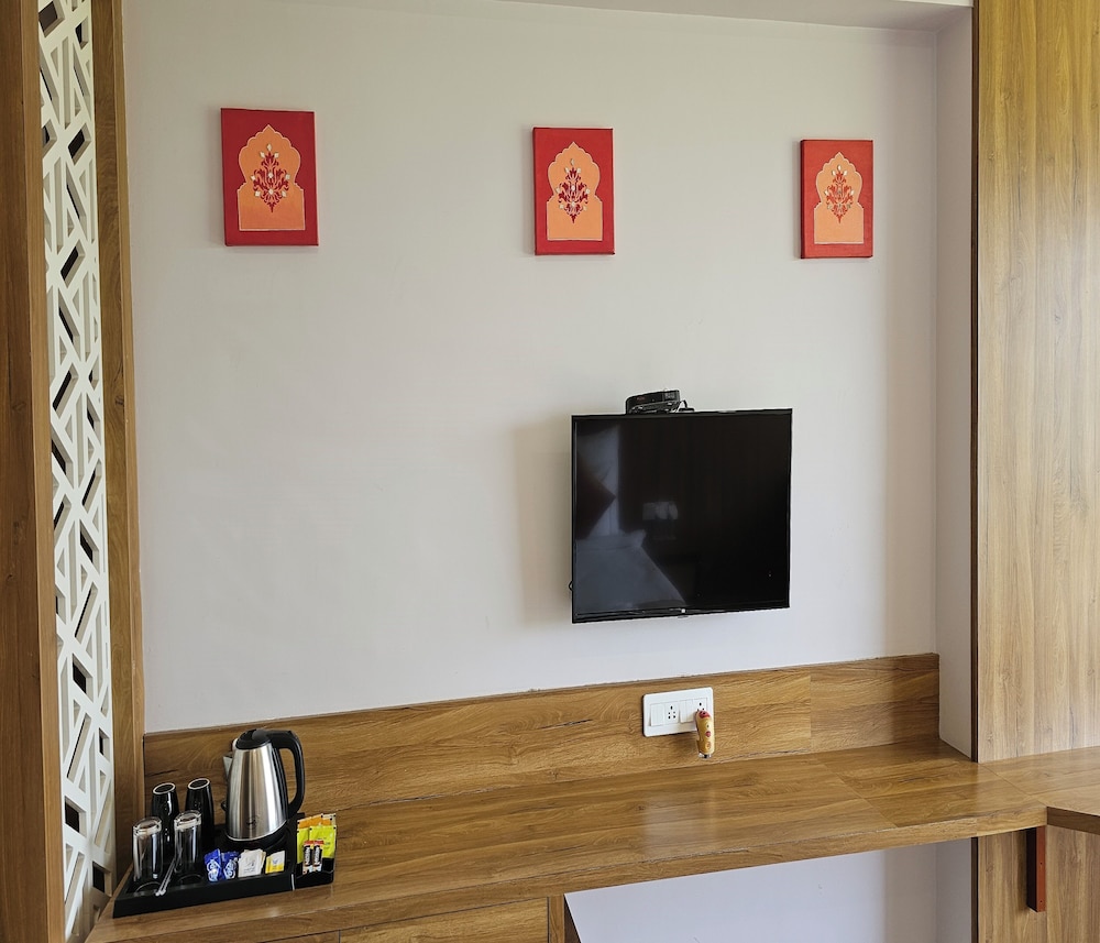 Bamboo Saa Mulberry Resort 44/55