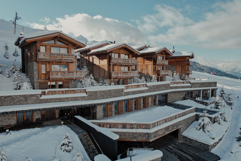 Ultima Courchevel Belvedere 2/50