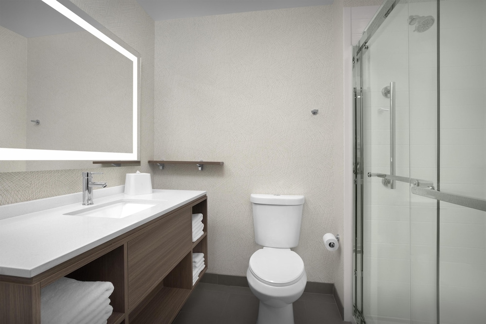 Home2 Suites by Hilton Chelmsford Lowell 32/36