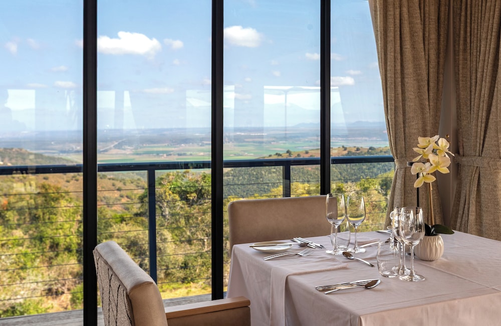 Intle Boutique Hotel 35/50