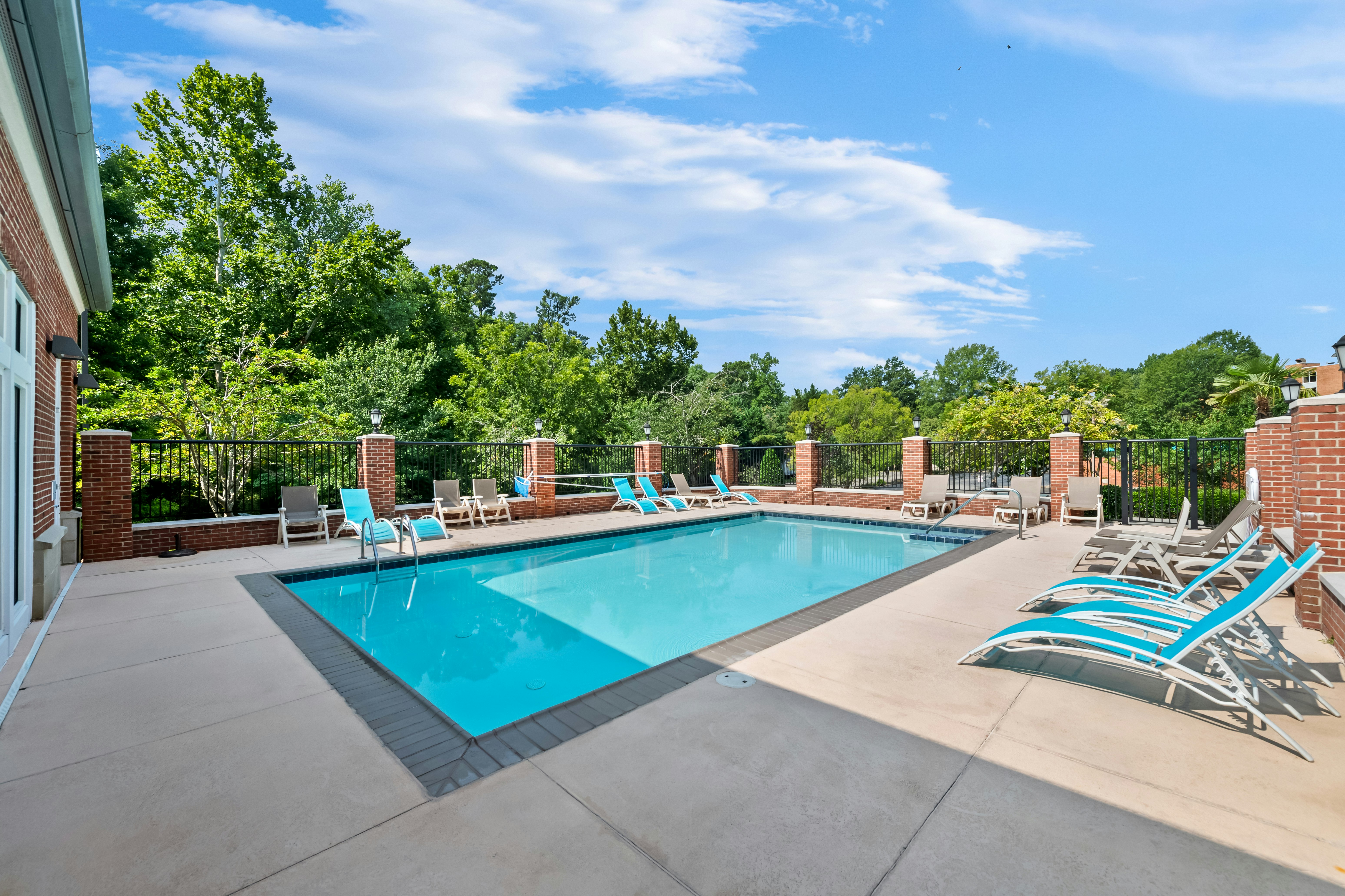Hampton Inn And Suites Williamsburg Central 55/56