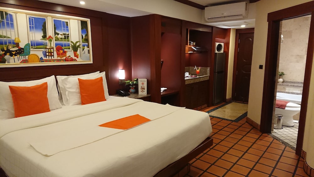 Pacific Club Resort 28/75