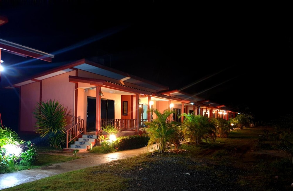 Toongyoong Longbeach Resort photo3