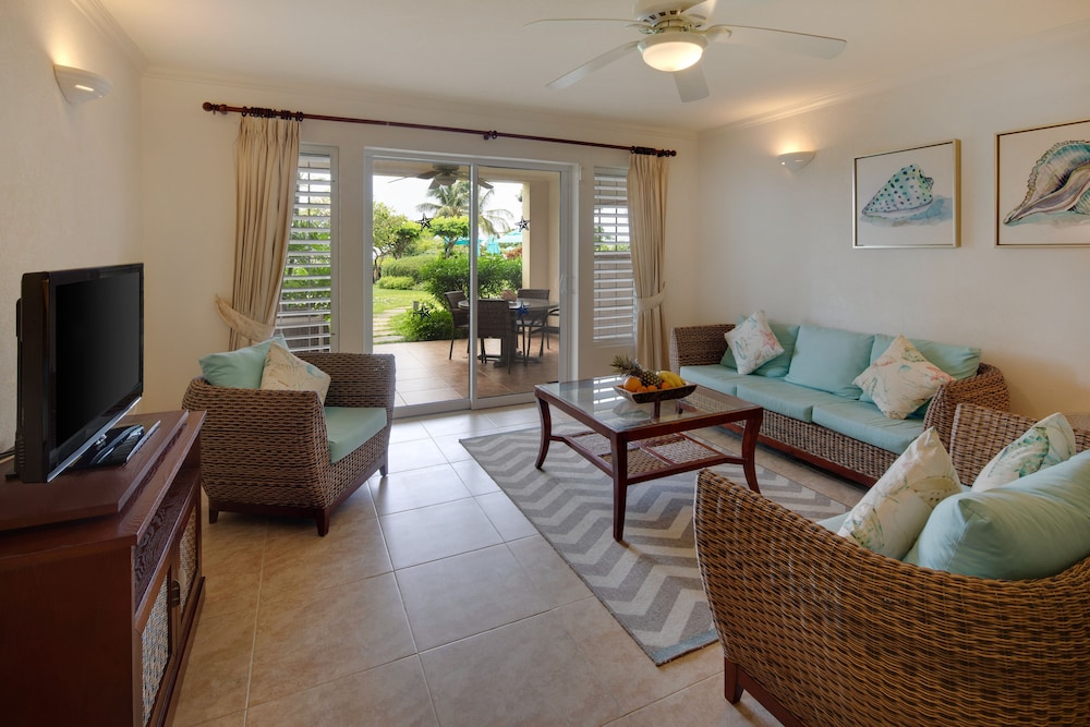 Beach View Hotel 20/50
