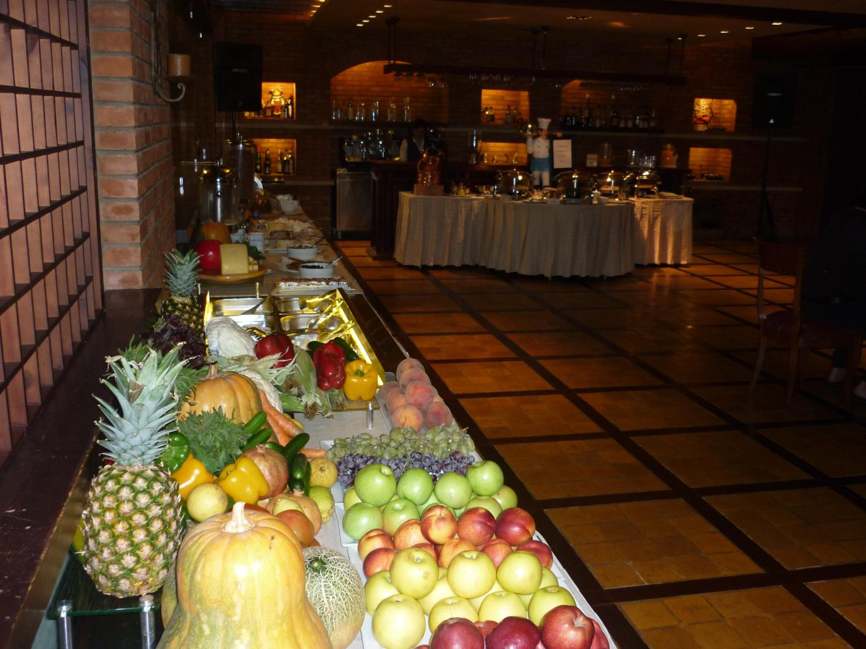 Promenade Hotel 22/25