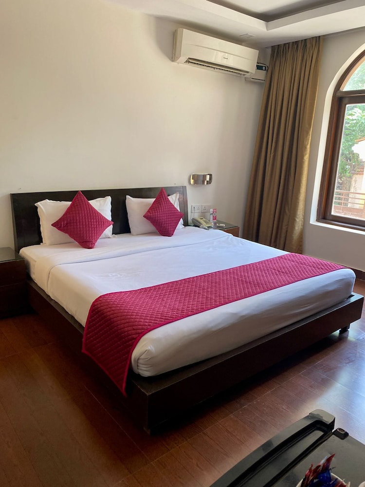 Sukhmantra Resort And Spa 11/50