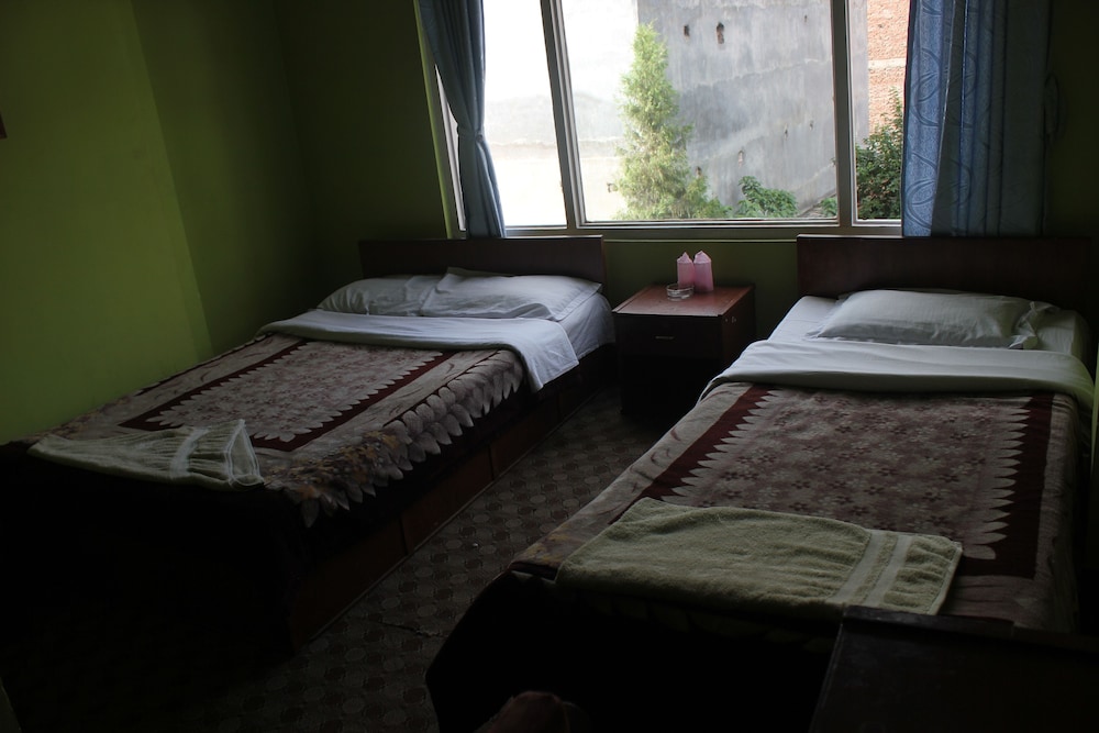 Hotel Discovery Inn 28/49