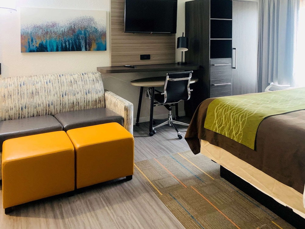 Sonesta Essential NW Houston 24/61