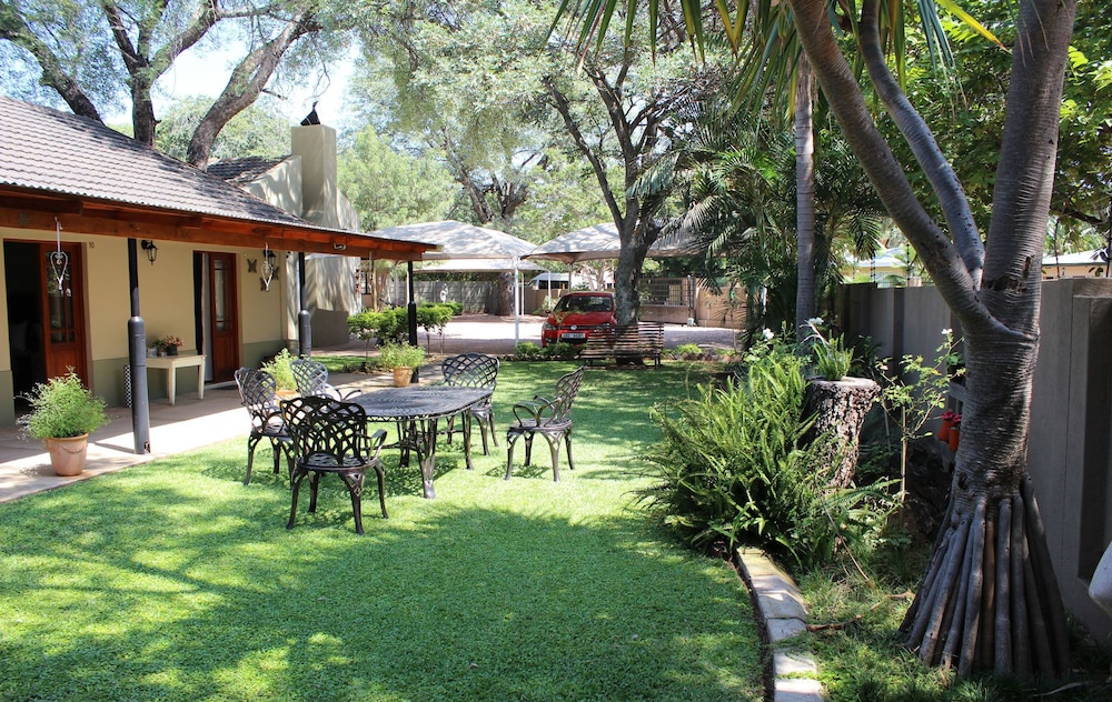 Four Seasons Guesthouse 14/15