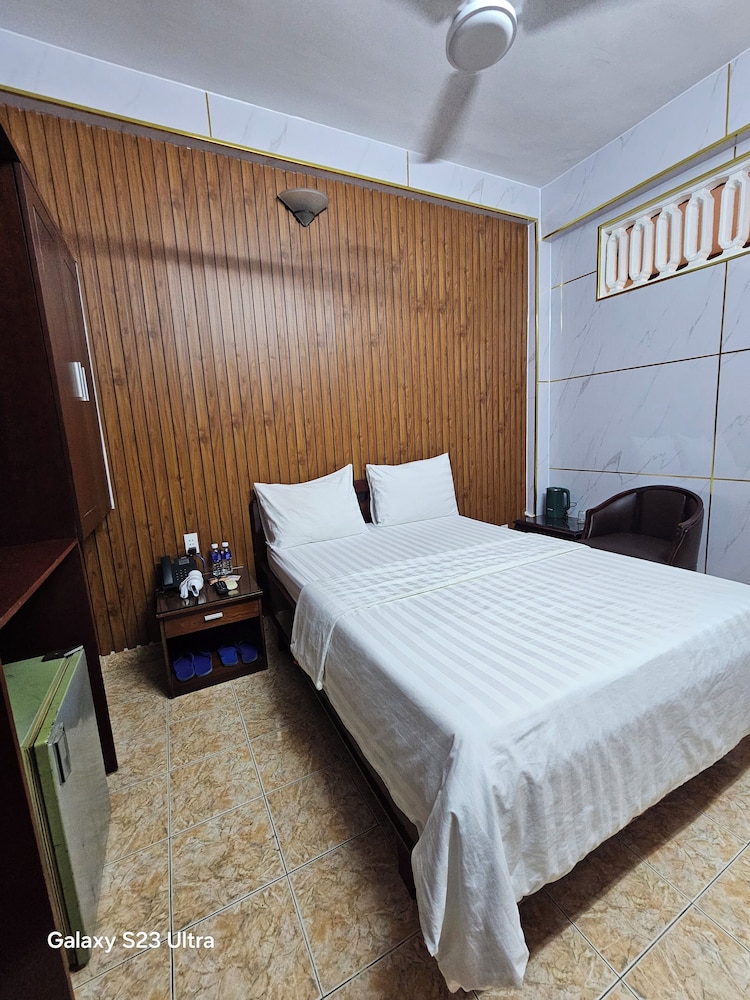 Trung Mai Hotel 39/65