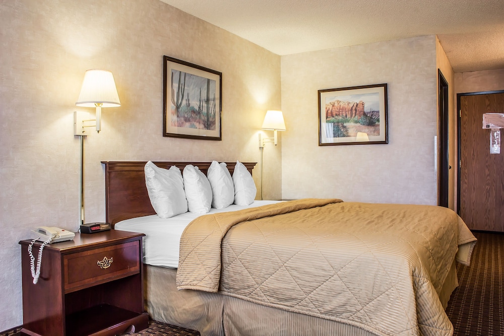 Quality Inn & Suites Yuma 11/50