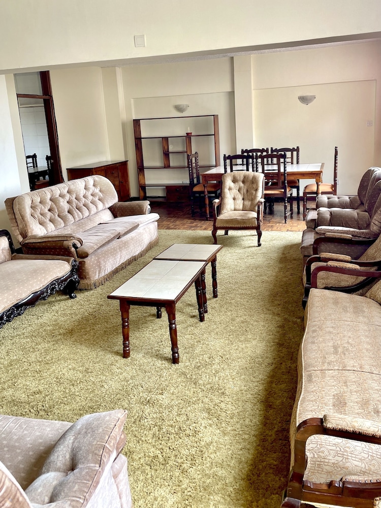The Kenya Comfort Hotel Suites 52/78
