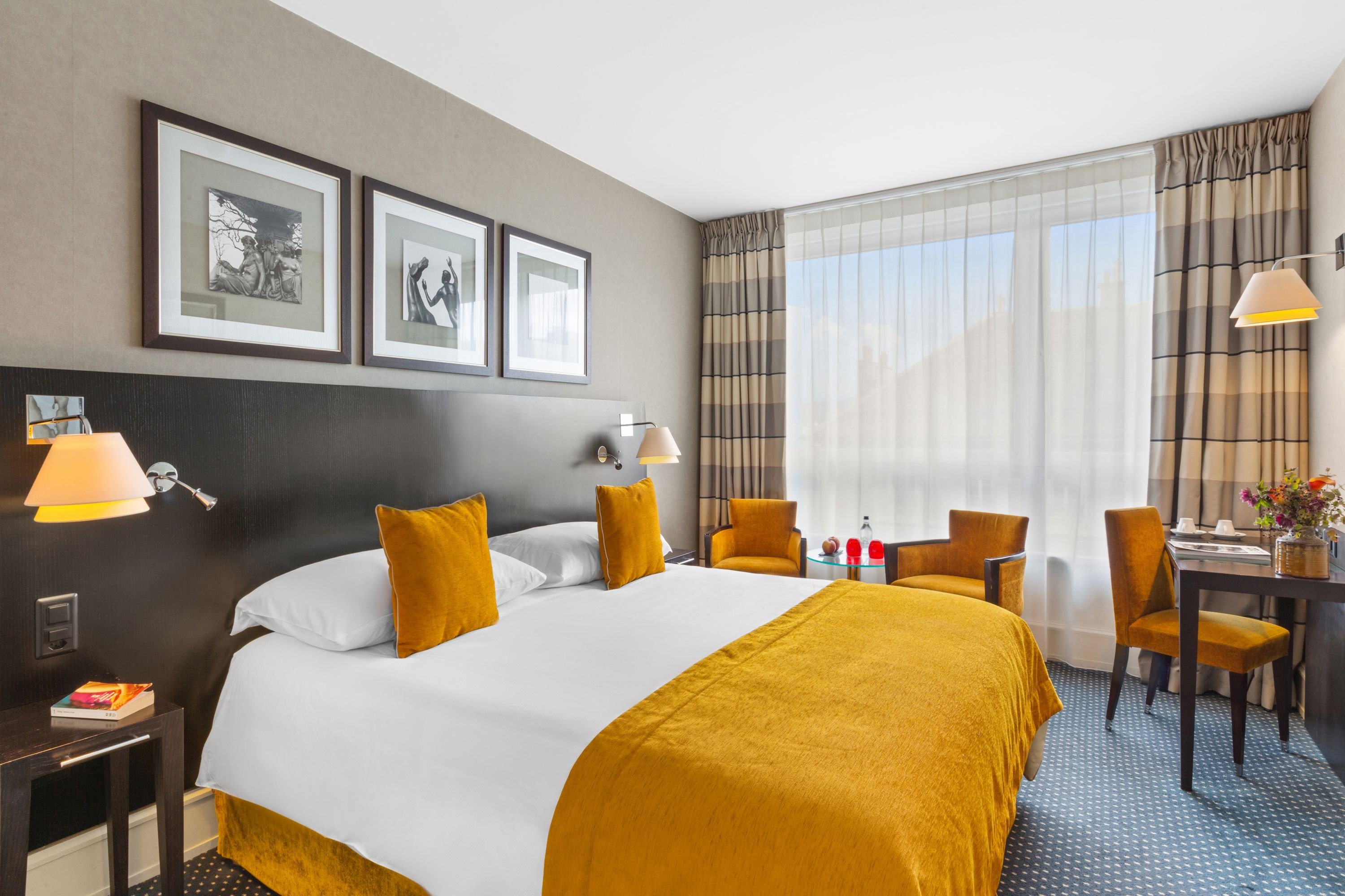 Auteuil Hotel 10/39