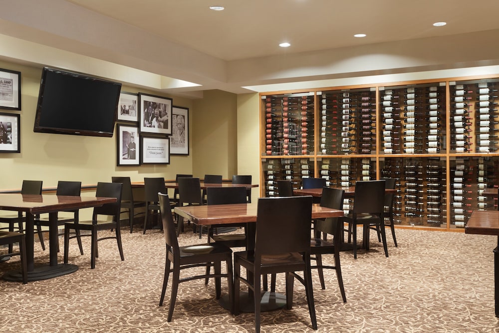 USC Hotel 43/51
